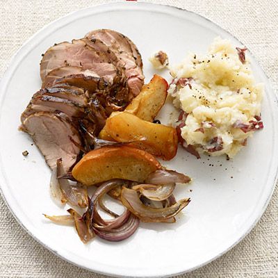 Pork Tenderloin with Roasted Apples and Onions Recipe
