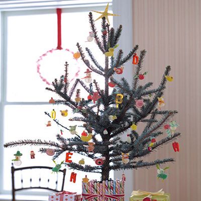 christmas candy can be turned into fun and enchanting decorations that children will - Christmas Candy Decorations christmas candy can be turned into fun and enchanting decorations that children will - Christmas Candy Decorations