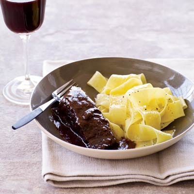 Easy Short Ribs Braised in Red Wine