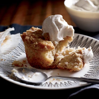 Apple Crumb Coffee Cakes