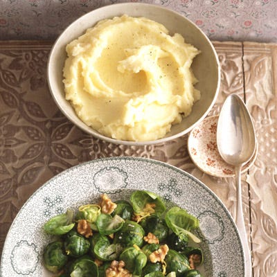 Brussels Sprouts with Lemon and Walnuts