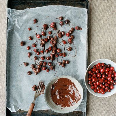 <p>Cranberries steeped in cognac and rolled in semisweet chocolate combine dessert and after-dinner drinks into potent little bursts.</p>
<p><b>Recipe:</b> <a href="http://www.delish.com/recipefinder/chocolate-covered-cognac-cranberries-recipe-opr1210" target="_blank"><b>Chocolate-Covered Cognac Cranberries</b></a></p>
