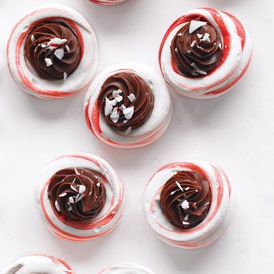 Mini Peppermint-Meringue Cups with Ganache