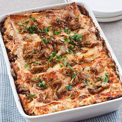 <p>A gourmet version of a home-style favorite.</p><p><strong>Recipe:</strong> <a href="http://www.delish.com/recipefinder/lasagna-mushrooms-lamb-sausage-recipe"><strong>Lasagna with Mushrooms and Lamb Sausage</strong></a></p>
