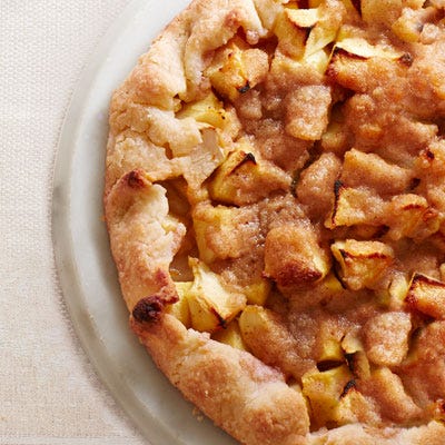 A hybrid of two classics, this dessert takes the best from both the apple pie and apple crisp, and makes an amazing addition to any holiday menu.

 Recipe: Apple Crostata