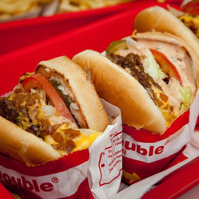 To say that this West coast-born burger chain has a cult following is an understatement. The extremely popular fast food joint only has locations in the states of California, Arizona, Nevada, Texas, and Utah. However, the In-N-Out signature Double Double is known and craved worldwide. Out-of-range fans have been known to bring these burgers on planes and even have friends freeze and ship them. An In-N-Out pop-up in Singapore, where it would seem that the chain was less widely known, sold out in five minutes flat.