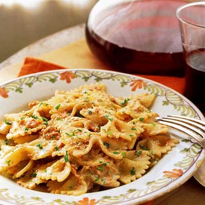 Bow Ties with Sun-Dried Tomato and Scallion Cream