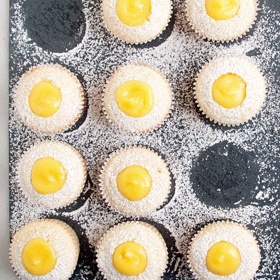 <p>Dig in to your cupcakes right away; the filling will begin to leach into the cake, so pipe them at most three to four hours before consuming.</p>
<p>Practice this technique with: <a href="http://www.yumsugar.com/Irish-Car-Bomb-Cupcakes-22169107" target="_blank"><b>Irish Car Bomb Cupcakes</b></a></p>
