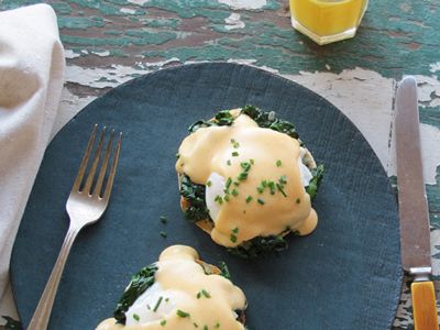 Eggs Florentine with Mornay Sauce Recipe