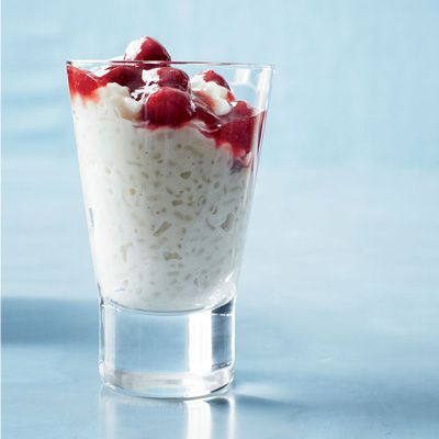 <p>Sushi rice makes this dairy-free rice pudding — made with unsweetened almond milk — pleasantly chewy and creamy.</p><p><b>Recipe: </b><a href="/recipefinder/almond-milk-rice-pudding-recipe-fw0113" target="_blank"><b>Almond-Milk Rice Pudding</b></a></p>