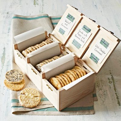 <p>These easy holiday snacks incorporate your favorite cheese. Make your favorite or a variety to share with friends and family at holiday get-togethers.</p><p><b>Recipe:</b> <a href="/recipefinder/savory-crackers-recipe-clv1212" target="_blank"><b>Savory Crackers</b></a></p>