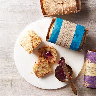Bacon and Cheese Quick Bread <p>Decadent bacon and nutty Gruyere cheese make this quick bread into a rich and savory treat.</p><p><b>Recipe: </b><a href="/recipefinder/bacon-cheese-quick-bread-recipe-opr1212" target="_blank"><b>Bacon and Cheese Quick Bread</b></a></p>