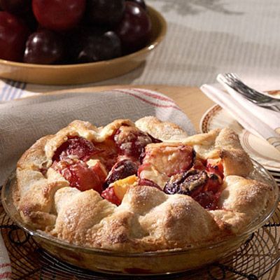 <p>Leaving off the top crust on this pie not only makes it easier to put together, but also makes the dessert look pretty in a rustic kind of way.</p>
<p><strong>Recipe:</strong> <a href="http://www.delish.com/recipefinder/bottom-crust-plum-pie-recipe-mslo0611" target="_blank"><strong>Bottom Crust Plum Pie</strong></a></p>