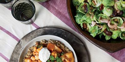 <p>For Aida Mollenkamp, spiced Moroccan tagines are a dinner-party staple because they can be made in advance. "In case something impromptu happens," she says, "you're not stressed about the main dish."</p><p><b>Recipe: </b><a href="/recipefinder/root-vegetable-cauliflower-tagine-parsley-yogurt-recipe-fw1112" target="_blank"><b>Root Vegetable and Cauliflower Tagine with Parsley Yogurt</b></a></p>