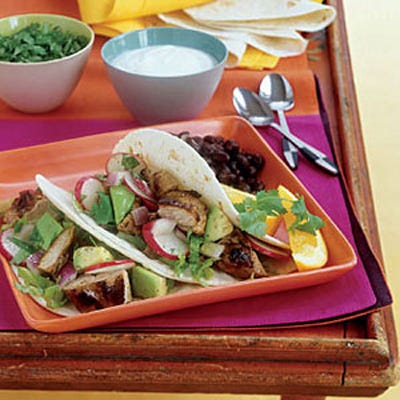 <p>Yucatan's special soft tacos will have you a soft taco convert for life.</p><p><b>Recipe: </b><a href="http://gogonow.org/recipefinder/yucatan-chicken-soft-tacos-121710%22 target="_blank"><b>Yucatan Chicken Soft Tacos</b></a></p>