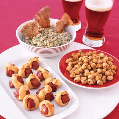 <p>Need last-minute recipes for a poker party? Serve these "Poker Chips" along with our <a href="http://www.goodhousekeeping.com/recipefinder/all-in-dip-2476">All-in Dip</a>, <a href="http://www.goodhousekeeping.com/recipefinder/chickpea-kickers-380">Chickpea Kickers</a>, <a href="http://www.goodhousekeeping.com/recipefinder/holdem-puffs-1331">Hold 'em Puffs</a>, and beer.</p><p><b>Recipe:</b> <a href="http://gogonow.org/recipefinder/poker-chips%22 target="_blank"><b>Baked Pita Chips</b></a></p>