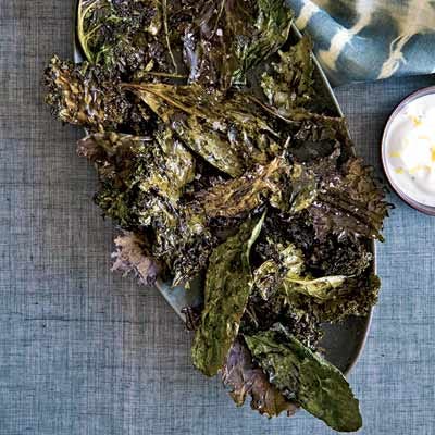 For an alternative to packaged, dehydrated veggie chips, roast healthy kale with extra-virgin olive oil and garlic until it's crunchy. Serve with lemon-infused Greek yogurt for a low-fat, easy dip. <br /><br /><b>Recipe:</b> <a href="/recipefinder/crispy-kale-lemon-yogurt-dip-recipe-fw1010" target="_blank"><b>Crispy Kale with Lemon-Yogurt Dip</b></a>