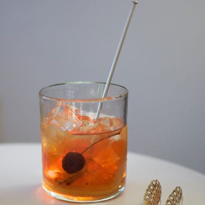 the big texan bourbon and grapefruit cocktail