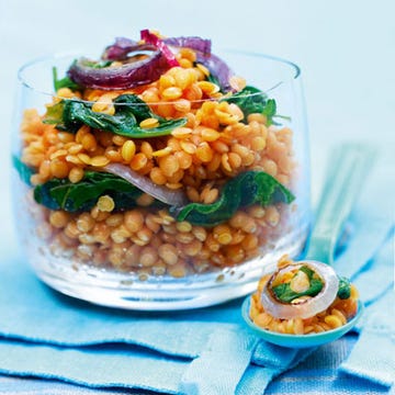 <p>Lentils are the protein-packed stars of this easy, two-ingredient dish. Throw in some curry powder and you have a 100% fresh, healthy meal.</p>
<p><strong>Recipe:</strong> <a href="http://gogonow.org/recipefinder/curried-lentils-recipe-del0813%22 target="_blank">Curried Lentils</a></p>