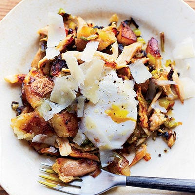 <p>Using leftover chicken in a hash with green pepper, onion, and jalapeños makes a nice, hearty breakfast. A dash of hot sauce is delicious here.</p> <p><strong>Recipe:</strong> <a href="http://gogonow.org/recipefinder/chicken-hash-eggs-recipe-fw1013%22%3E%3Cstrong%3EChicken Hash with Eggs</strong></a></p>
