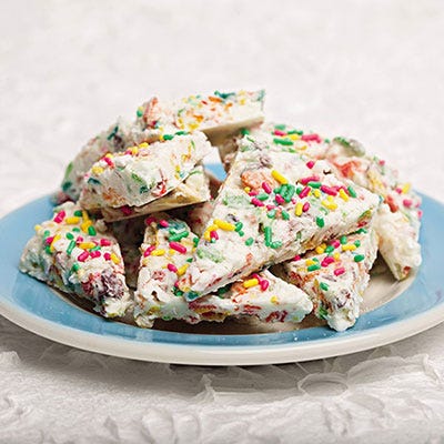 <p>If you're capable of reading a cookbook, you are capable of making this dessert look as insanely good as the picture.</p>
<p><strong>Recipe: <a href="http://gogonow.org/recipefinder/sweechies-recipe-opr0813%22 target="_blank">Sweechies</a></strong></p>