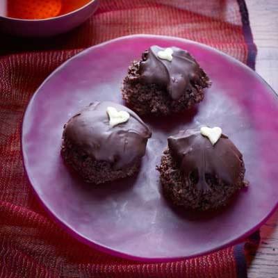 <p>Chocolate never goes out of season and tastes good no matter what it looks like, so don't worry if your truffles aren't perfectly round — they'll disappear before anyone notices.</p>
<p><strong>Recipe: <a href="http://gogonow.org/recipefinder/coconut-macaroon-truffles-recipe-ghk0212%22 target="_blank">Coconut Macaroon Truffles</a></strong></p>