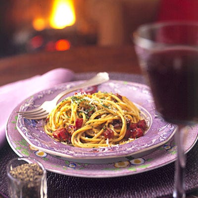 <p>Heavy cream complements the salty pancetta in this spaghetti carbonara — and grated Pecorino adds some bite.</p>
<p><b>Recipe: </b><a href="http://gogonow.org/recipefinder/spaghetti-carbonara-recipe%22 target="_blank"><b>Spaghetti Carbonara</b></a></p>