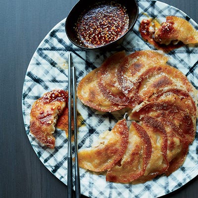 <p>San Francisco star chef Corey Lee ingeniously reinvents pan-fried dumplings by adding a batter that turns the dumplings into one round, crisp pancake.</p><p><strong>Recipe:</strong> <a href="http://gogonow.org/recipefinder/pork-kimchi-dumpling-pancakes-recipe-fw0114%22%3E%3Cstrong%3EPork-Kimchi Dumpling Pancakes</strong></a></p>