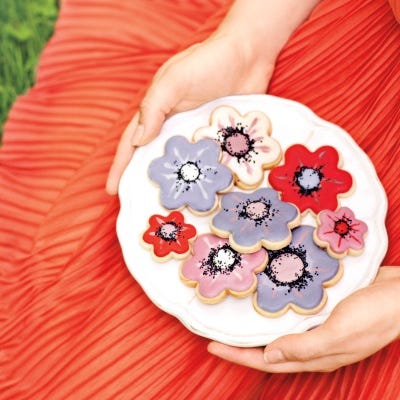 Poppy-Shaped Lemon Cookies