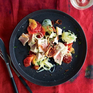<p>In this clever one-pot dish, Grace Parisi poaches fennel, shallots and orange zest in extra-virgin olive oil. She then cooks a tuna steak in that oil, making the fish incredibly moist and flavorful.</p><p><strong>Recipe:</strong> <a href="http://gogonow.org/recipefinder/oil-poached-tuna-fennel-orange-recipe-fw0413%22 target="_blank"><strong>Oil-Poached Tuna with Fennel and Orange</strong></a></p>
