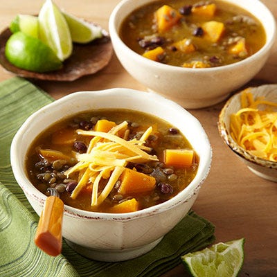 <p>Perfect for a cold winter day, this vegetarian slow cooker recipe will please everyone.</p>

<p><b>Recipe: <a
href="http://gogonow.org/recipefinder/white-chili-black-beans-recipe-ghk0313%22%3E White Chili with Black Beans</a></b></p>
