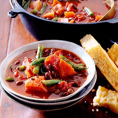 <p>A quick weeknight chili that's packed with buttery black soy beans, tender-crisp green beans, and melt-in-your-mouth sweet potatoes. Serve with a chunk of warm corn bread.</p>

<p><b>Recipe: <a
href="http://gogonow.org/recipefinder/stovetop-chili-2020%22%3E Stovetop Chili</a></b></p>