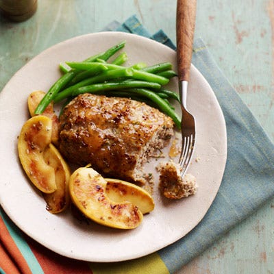 <p>Grated apple mixed in with the chicken and breadcrumbs give this meatloaf a unique flavor. Serve with roasted apples and green beans for an easy, healthy meal.</p>
<p><b>Recipe: </b><a href="http://gogonow.org/recipefinder/chicken-apple-meatloaves-recipe%22 target="_blank"><b>Chicken and Apple Meatloaves</b></a></p>