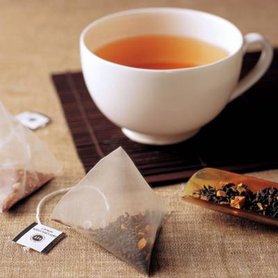 <p>Specializing in gourmet tea since 1983, Harney & Sons is a family-run American company headquartered in Millerton, New York. Now an international powerhouse, the company produces and distributes the finest-quality loose teas and tisanes, along with organic and certified kosher products. The trendy Soho shop offers more than 250 varieties at the tasting bar, along with monthly classes. <a href="https://www.harney.com/" target="_blank">harney.com</a></p>