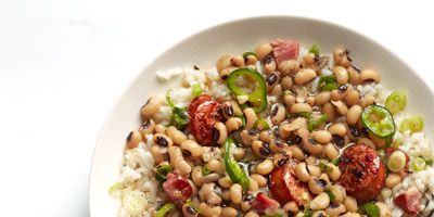 <p>Smoked sausage and jalapeño really spice up the peas and rice in this version of the Southern New Year's favorite.</p>
<p><strong>Recipe: <a href="http://www.delish.com/recipefinder/louisiana-hoppin-john-recipe-wdy0113" target="_blank">Louisiana Hoppin' John</a></strong></p>