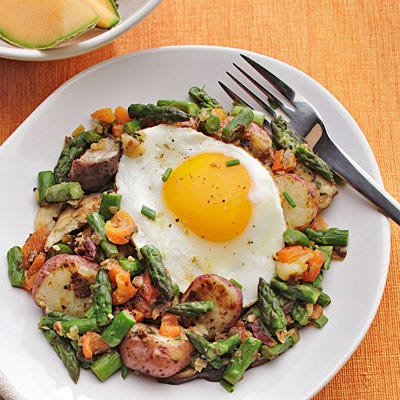 <p>Made with asparagus, roasted red pepper and mushrooms, this hash has a fresh and light, springtime taste. Serve with hearty whole-grain toast and an egg or two on top.</p>

<p><b>Recipe:</b> <a href="/recipefinder/potato-asparagus-mushroom-hash-recipe-ew0412"><b>Potato, Asparagus, and Mushroom Hash</b></a></p>