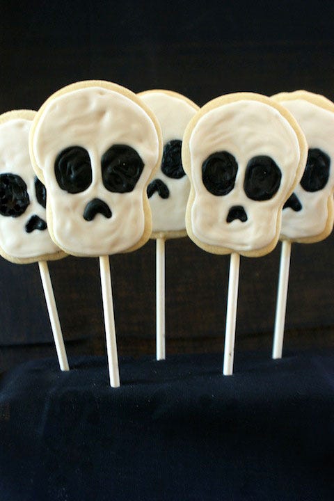 DIY Skull Cookie Cutters