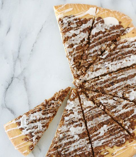 <p class="FreeForm">Drizzle with sugary glaze to take this pie to a whole new level.</p>
<p class="FreeForm">Get the recipe at <a href="http://www.glorioustreats.com/2014/07/cinnamon-streusel-dessert-pizza.html" target="_blank">Glorious Treats</a>.</p>