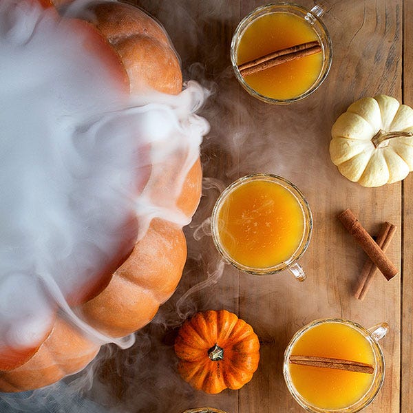 <p>Forget a knife and fork, you can eat these tiny pumpkin pies in one bite!</p> <p><strong>Get the recipe from <a href="http://honestlyyum.com/6804/halloween-pumpkin-punch/" target="_blank">Honestly Yum</a>.</strong></p>