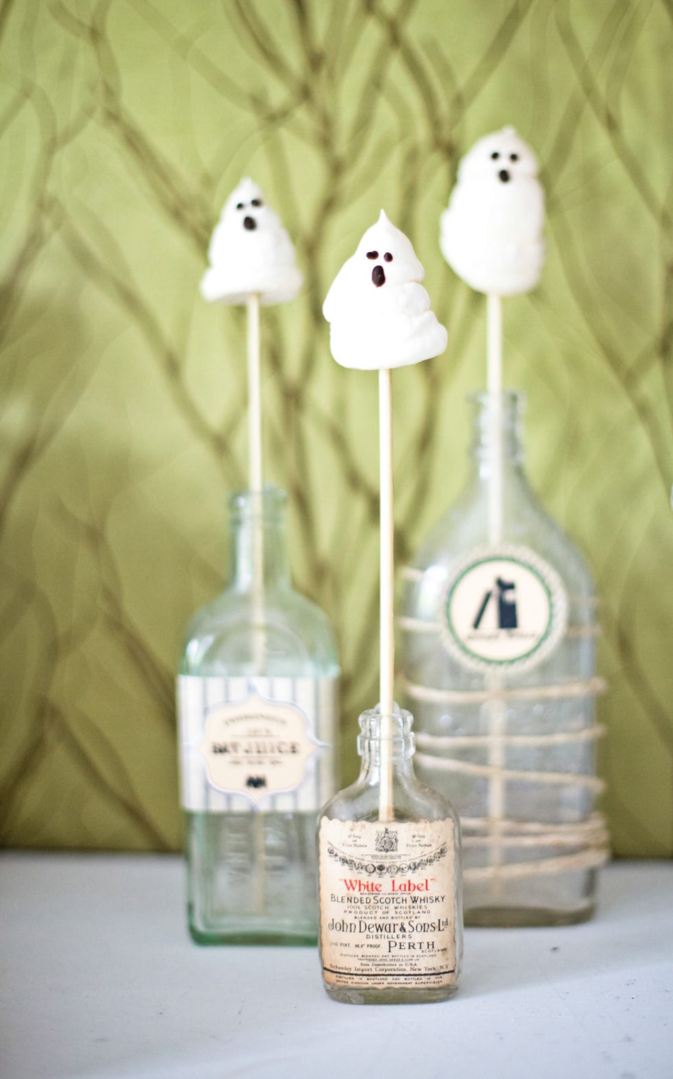 Boo-Meringues