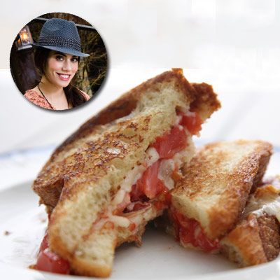 How does 5-Ingredient Fix host Claire Robinson put a fresh twist on the classic grilled cheese sandwich? She uses tangy white farmhouse cheddar, salty pancetta, and sweet heirloom tomatoes. Her childhood favorite, all grown up!

<p><br/><strong>Recipe: <a href="/recipefinder/claire-robinson-farmhouse-grilled-cheese-sandwich-recipe" target="_blank">Claire Robinson's Grown-Up Farmhouse Grilled Cheese</a></strong></p>