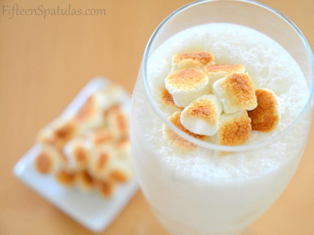 Food, Cuisine, Finger food, Ingredient, Dish, Recipe, Sweetness, Dessert, Comfort food, Peach, 