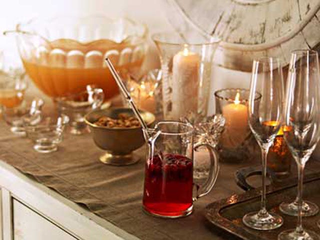 Glass, Drinkware, Tableware, Barware, Serveware, Stemware, Drink, Dishware, Alcoholic beverage, Distilled beverage, 