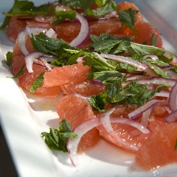 An unusual yet delicious combination of juicy tartness from the grapefruit with a fresh tingle of mint.
<p><br/><strong>Recipe: <a href="/recipefinder/grapefruit-mint-salad-recipe-top0411?click=recipe_sr" target="_blank">Grapefruit Mint Salad</a></strong></p>