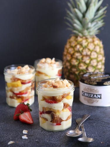 Food, Produce, Vegan nutrition, Ananas, Ingredient, Cuisine, Fruit, Pineapple, Natural foods, Sweetness, 