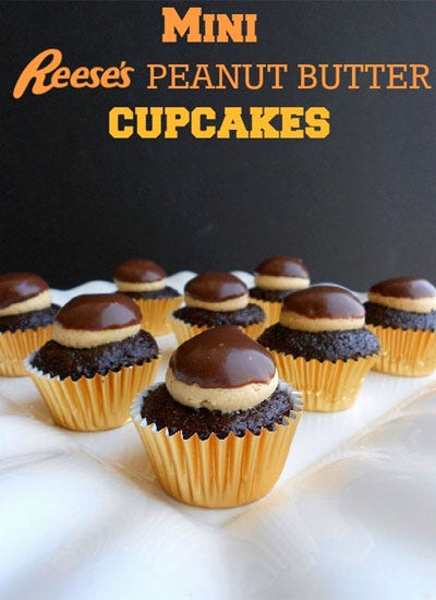 Sweetness, Food, Cuisine, Cupcake, Dessert, Baked goods, Ingredient, Baking cup, Recipe, Dish, 