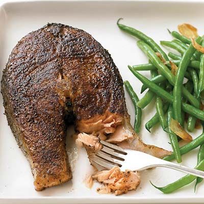 Seared Salmon with Garlicky Green Beans-image