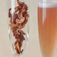 Spicy Cashew Crunch With Ginger