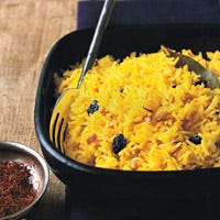 Saffron Rice with Cashews and Raisins