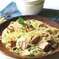 Pasta Salad with Seared Tuna and Citrus Dressing